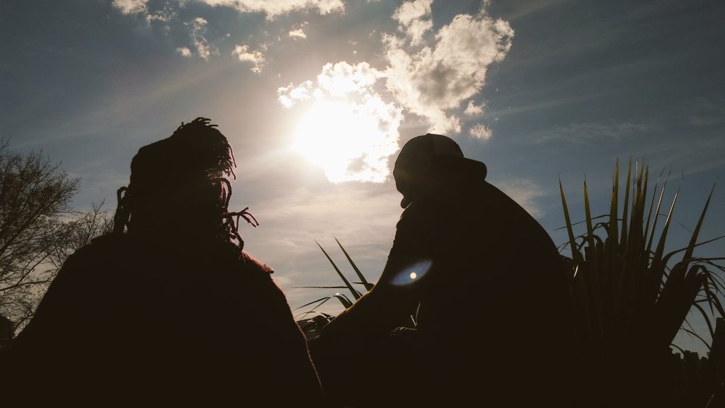 obscuraluxx's tweet photo. "Taking in the sky" @LGUSAMobile #LGGStylo #shuttabug #testingitout https://t.co/Fbp59gpNhN