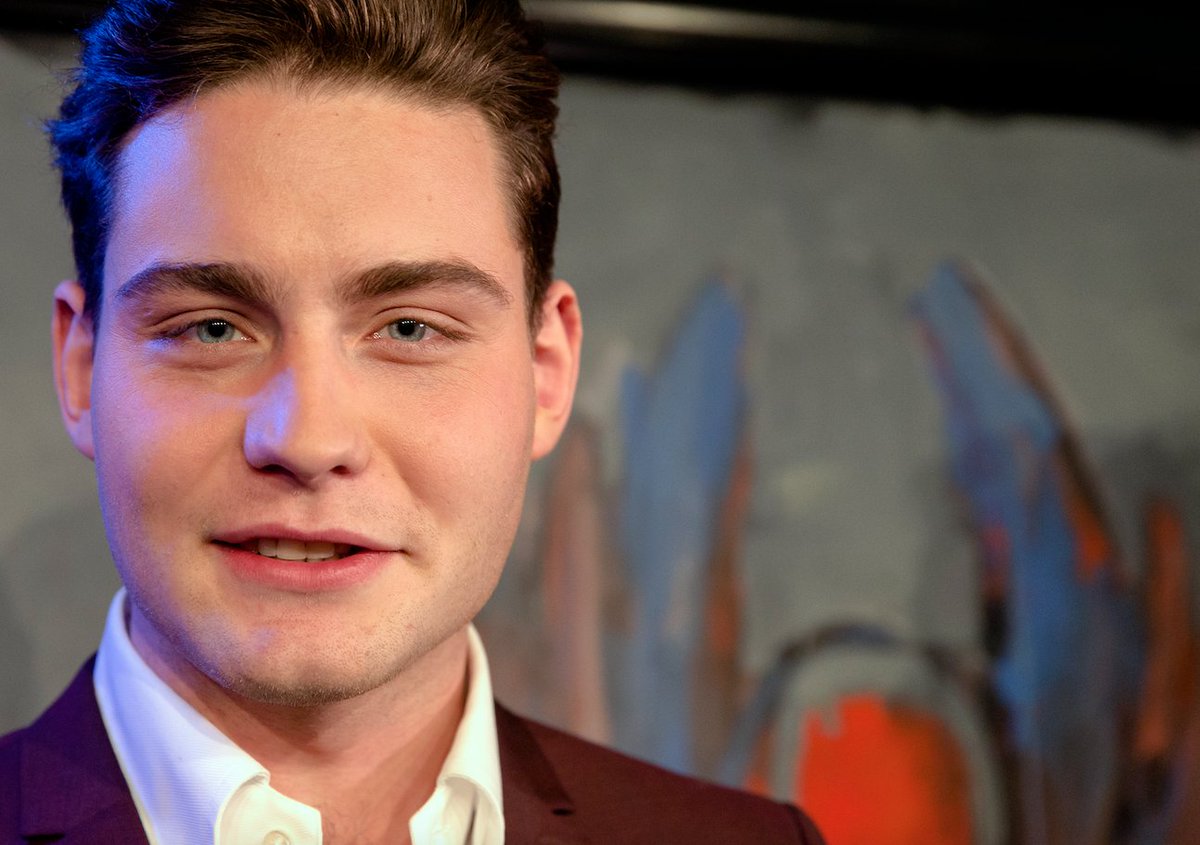 RTLBoulevard's tweet photo. Met dit nummer gaat @douwe_bob naar het @Eurovision Songfestival #rtlblvd https://t.co/zfJzg6VXvR https://t.co/NAfmHX0bLW