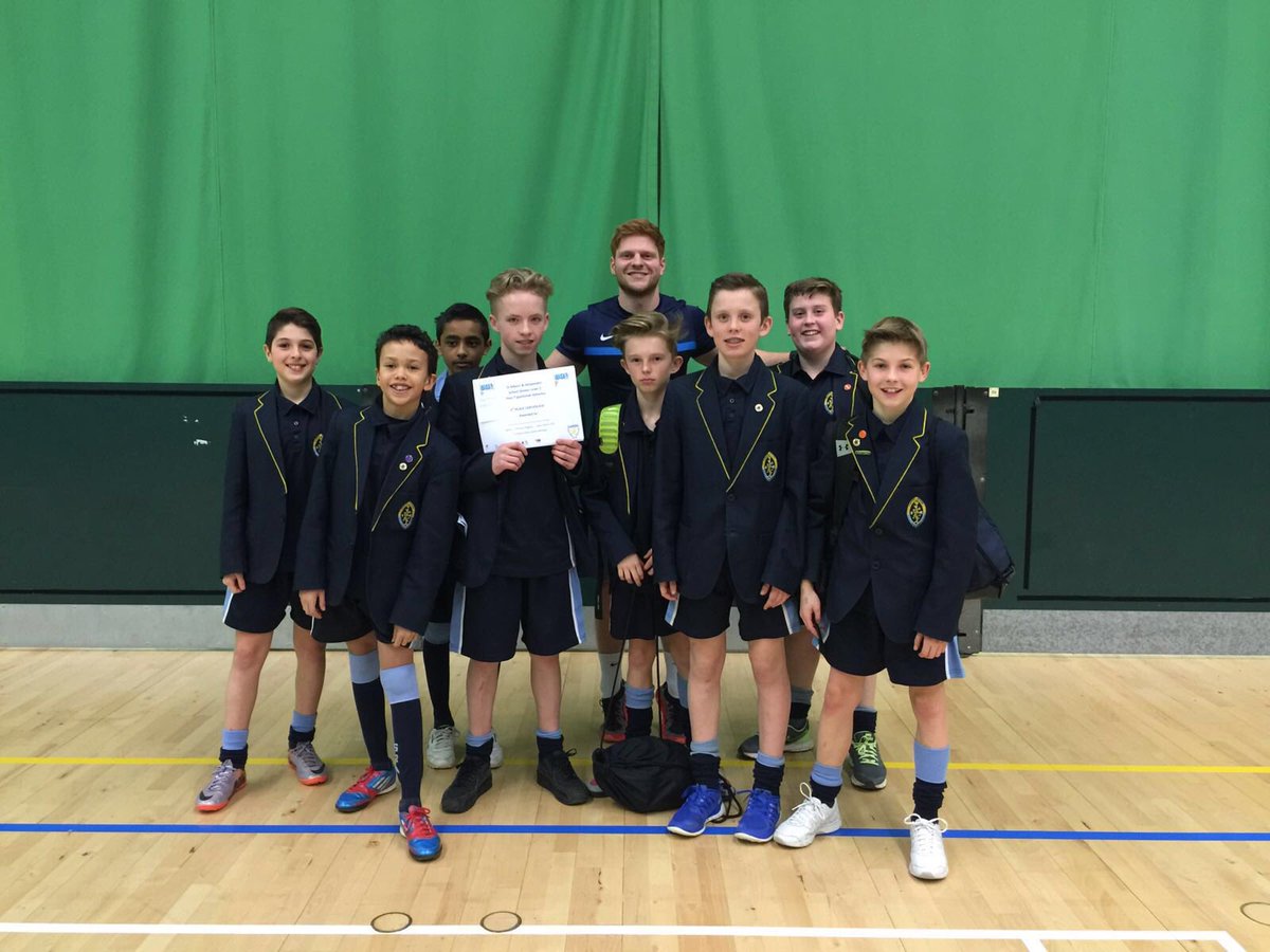BenjaminDPike's tweet photo. @pike_sa @SRASecondary well done to our year 7 sports hall athletes. Fifth overall #teamwork https://t.co/RpvMd0EARu