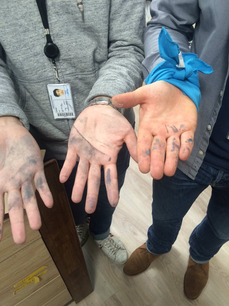 DC_Bootcamp8's tweet photo. @DC_Bootcamp3 @DraftAndCraft les gars on a les mains dedans !! #dc_bootcamp https://t.co/le4QpY2Wp1