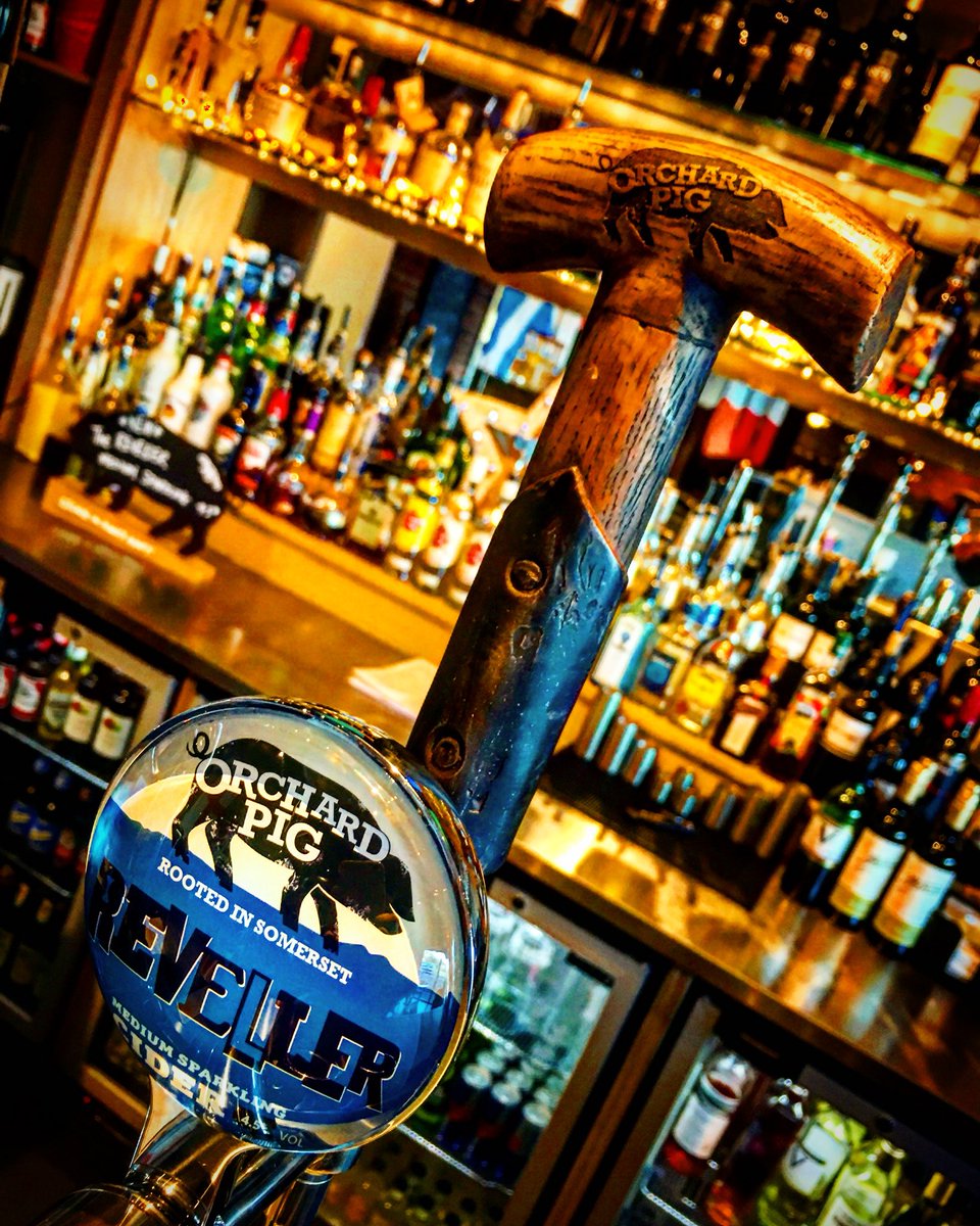 SawyersMagor's tweet photo. Loving the NEW addition to the family ! #orchardpigreveller #hellofriday #LoveSawyers @Orchardpig https://t.co/jep48MlaCT