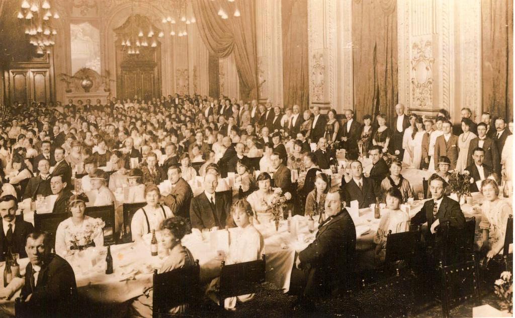 Wesleyan's tweet photo. We're holding our 175th anniversary dinner tonight. Here's a photo from a similar dinner that we held in 1920! https://t.co/8LjCvkgpZk