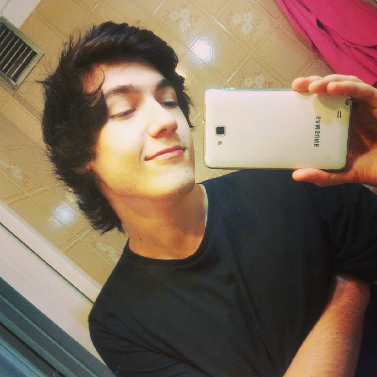 Rojankhzxr tweet picture