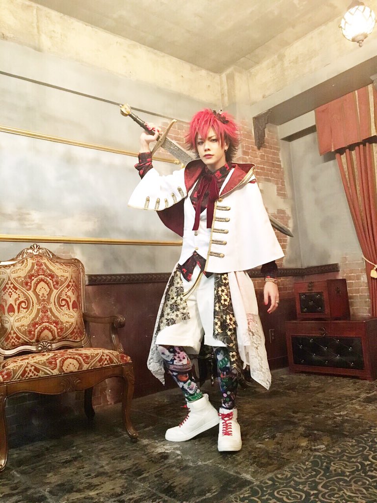 Babykingdom 咲吾 ｶﾞｵ On Twitter Music Theme Park 音楽のテーマパークをコンセプトにしている自分達のライブスタイルにバンド名を近づけました Baby Kingdom でめきんの発音で ゆる くなめた感じで べびきんでええんやで ーwー レッツ Https T Co Y5yeqbs9b6