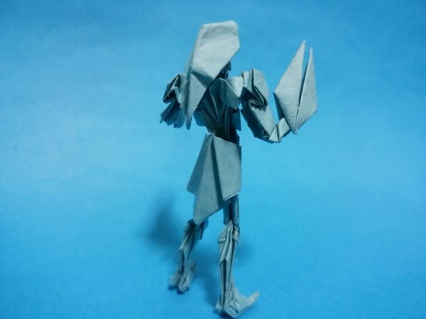 Uzivatel 須田葦也 Na Twitteru 画像検索でエゴサーチかけたら 私の折り紙怪獣では バルタン星人の背面画像が正面画像やゼットンや飛びゴジラよりも先に出てくる不思議 今日はパシリムなのでkaijyuの画像を貼る T Co C7a8cq7cva