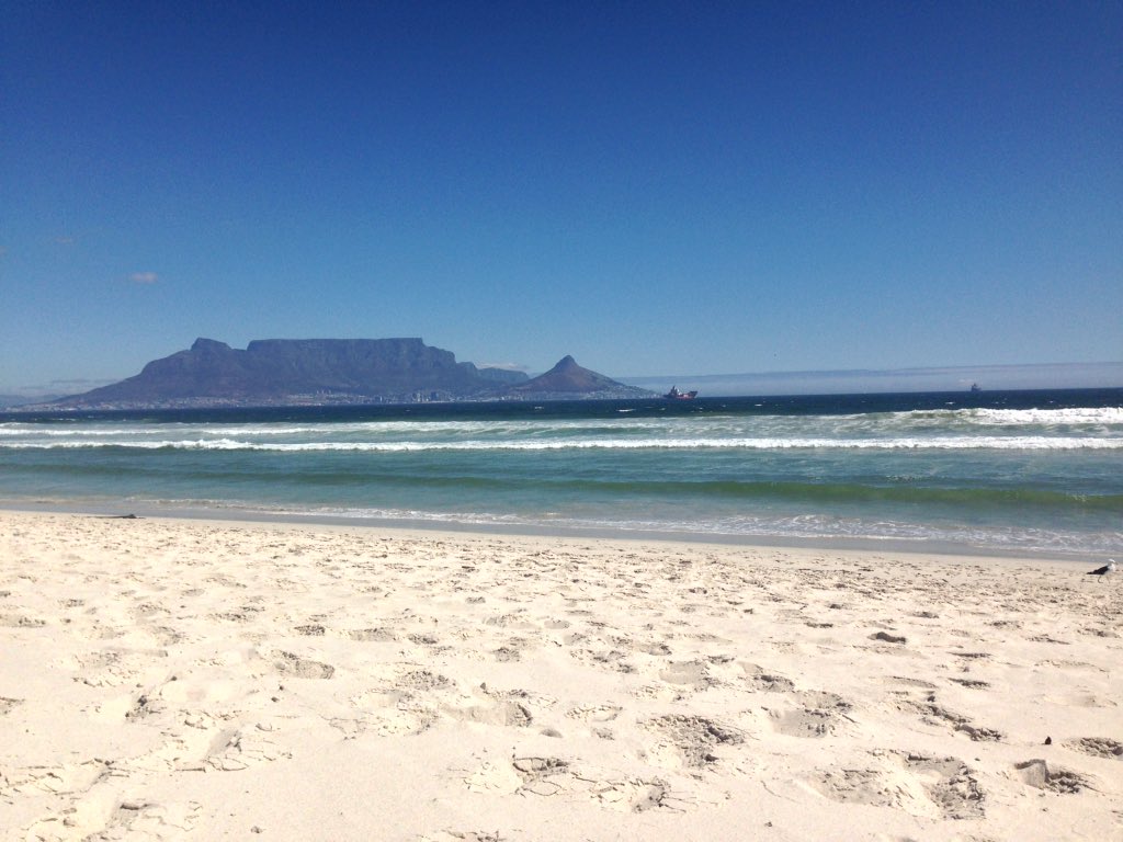 BotesHb's tweet photo. Cape Town, you beauty. About this life. #cool #af https://t.co/6kNvAM49QA