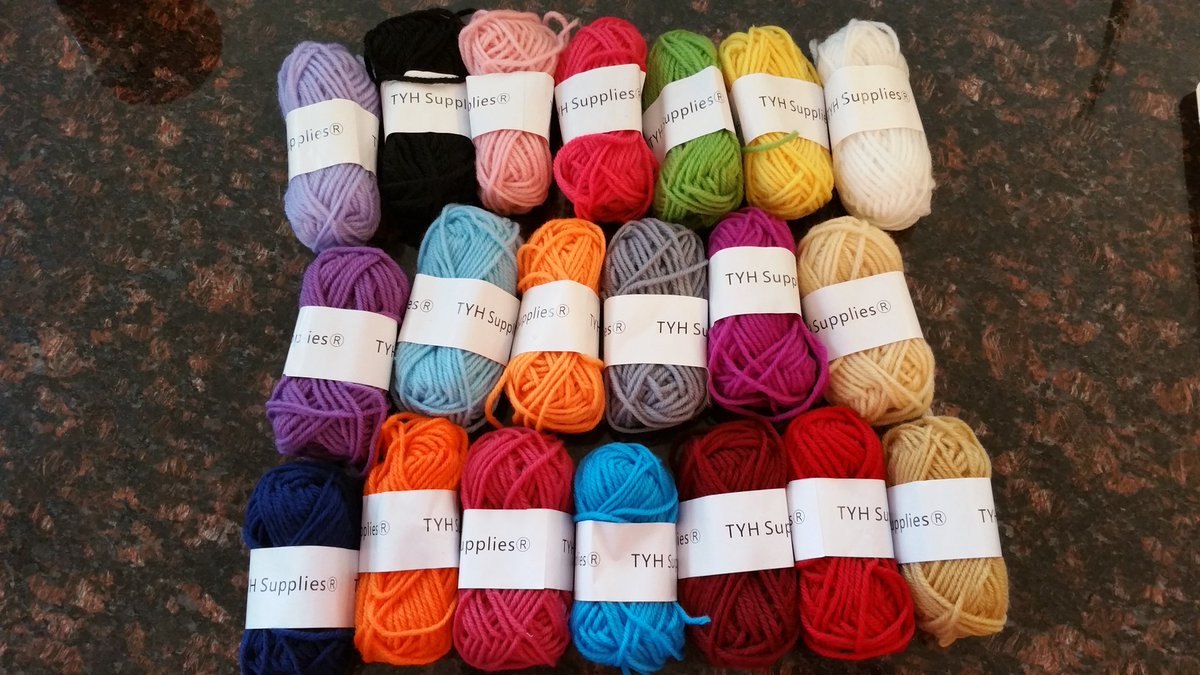 LisaPink444's tweet photo. Wow! BIG SURPRISE THIS A.M.!! TY for the yarn sampler pack!! More service projects to come!♡♡♡
!#Extra100Denver https://t.co/0YSvHtvB08