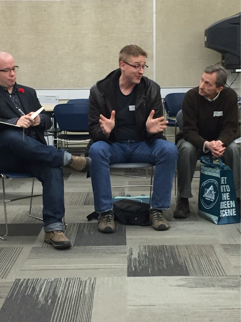 legranjennifer's tweet photo. @LethCamp sharing ideas about Project Based learning https://t.co/SuJlBsozcf