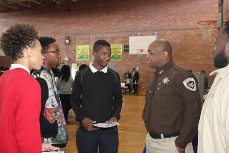 JPSDistrict's tweet image. Hardy MS scholars explore different career paths at the career and health fair. #PreparingOurFuture