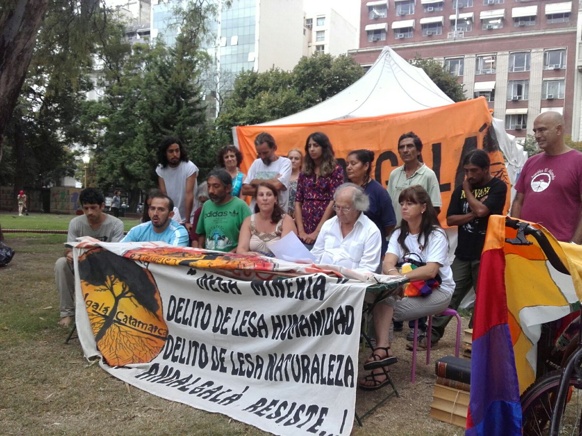 acampexlavida's tweet photo. Conferencia de prensa y se levanta el acampe con sentencia en mano!  #AndalgalaResiste https://t.co/XvUCnWLeSq