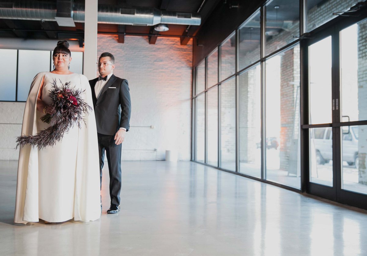 Chi_Splash's tweet photo. We promise you — you've never seen a wedding like this: https://t.co/Sk3mEiU9wx @TheRevelGroup @RevelDecor https://t.co/wRQkaBE1WC