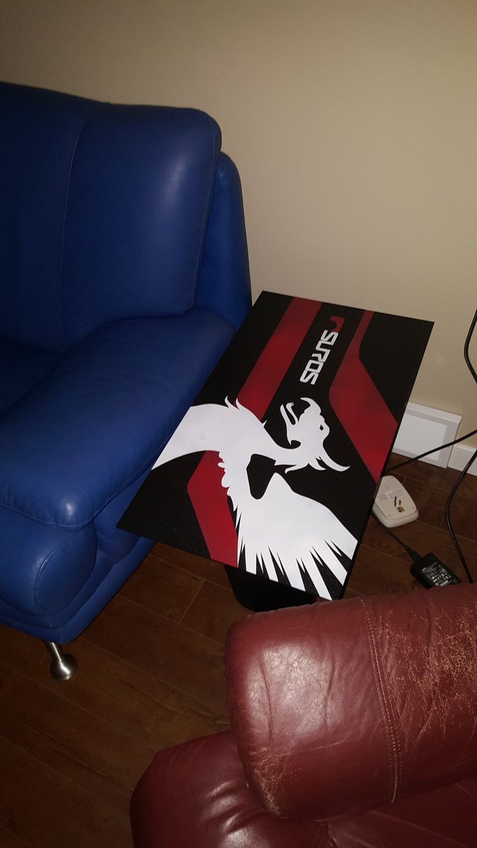 arden_phillips's tweet photo. @BungieStore @DestinyReddit @youtubedestiny ! Suros side table and a destiny 2 hunter trench knife check it out! https://t.co/iiL28x5OQ5
