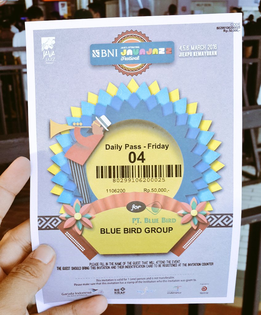 harrismaul's tweet photo. Kemeriahan malam ini dipersembahkan oleh @Bluebirdgroup thank youuu...  #BlueBirdJazz🎷 https://t.co/uEhedQQQuz