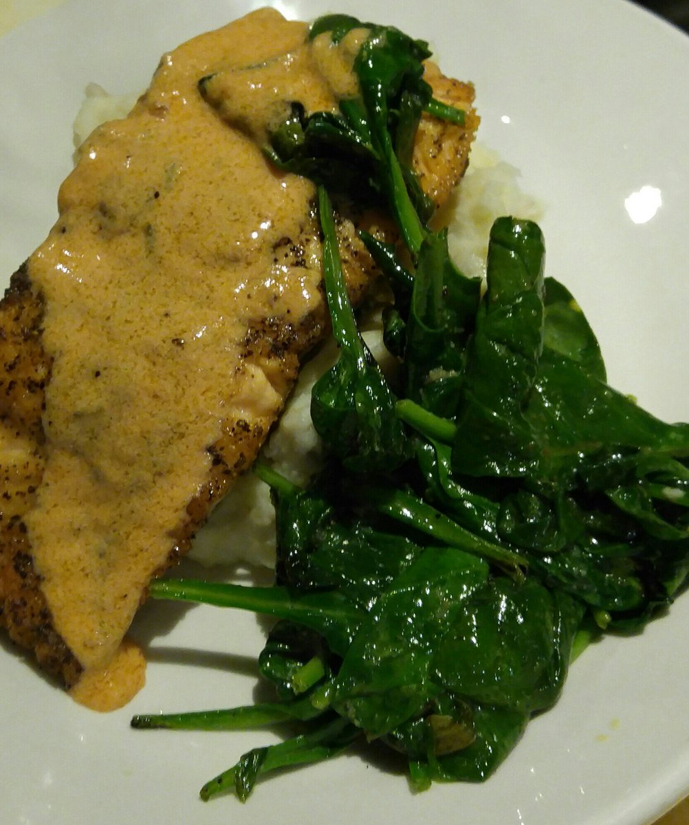 Chef_LaMonte's tweet photo. Grilled salmon with Jack cheese sauce sauteed spinach and garlic mashed potatoes https://t.co/gMWgABS7QP