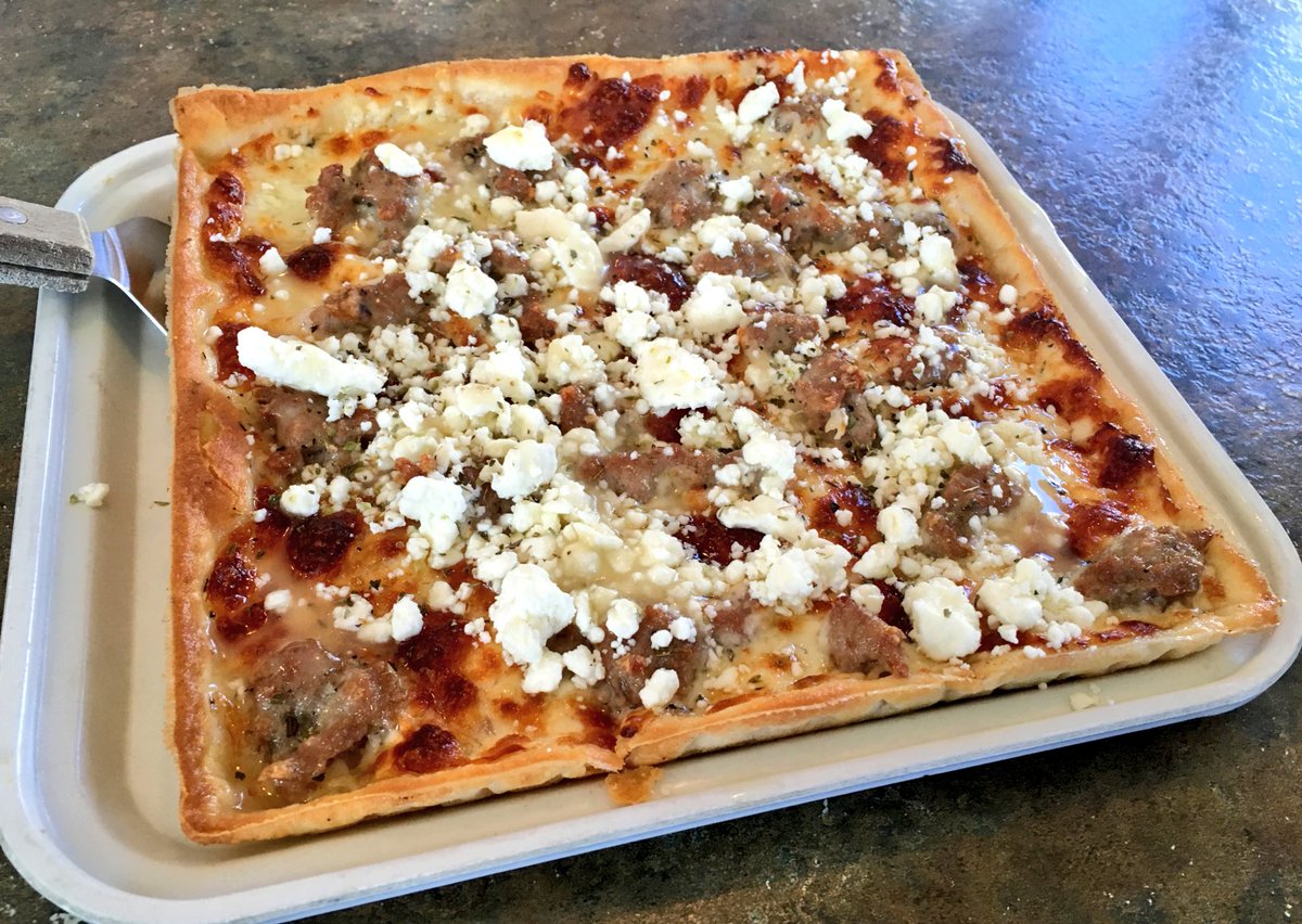 Ledo Pizza tweet media