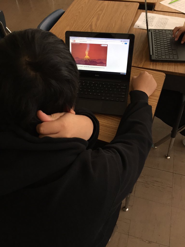 MissHoth's tweet photo. Genius Hour Pds 3&4 researching volcanoes, water cycle parts, and all things Earth Science! #nmsascience #nmsalearn https://t.co/B6HkEZvqHB