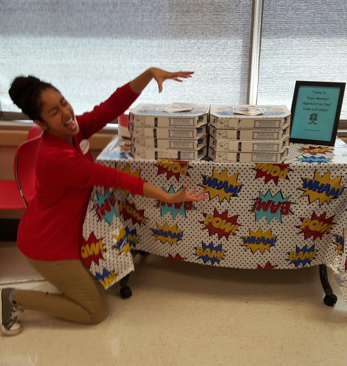 Pizza time #T2426 <a href="/iamadri2/">Adriana Hernandez</a> <a href="/MattSBaker1/">Matthew Baker</a> @ShaanETLAP <a href="/FrankLozano17/">Frank Lozano</a> <a href="/devanglee/">Devan Hartung</a>