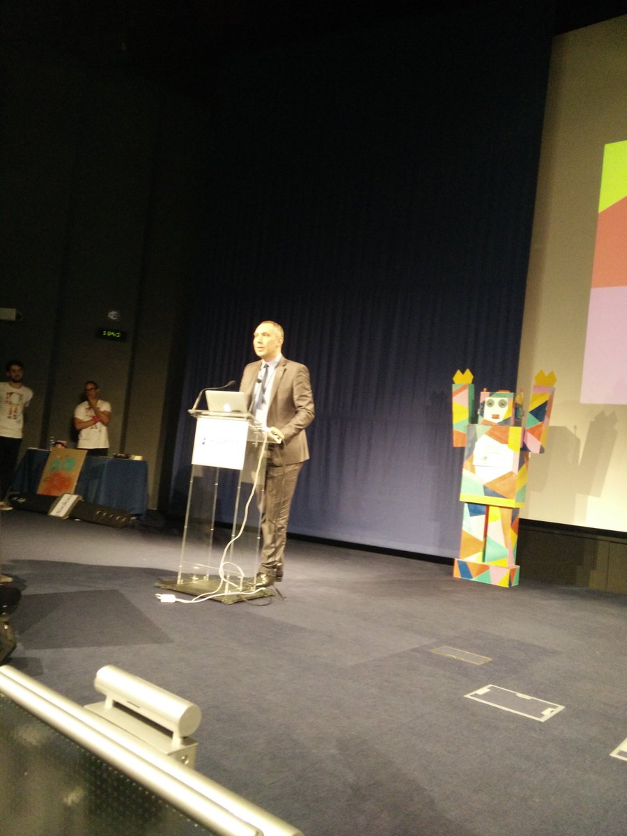 DraftAndCraft's tweet image. Debrief des #pitch du #dc_bootcamp par @andresobczak