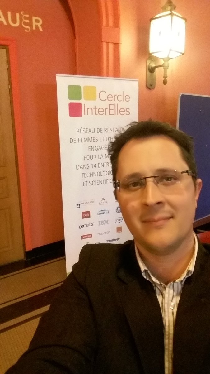 TwittMikler's tweet photo. Super #InterL16. Merci @InterElles pour le #lâcherprise, @is_sch et @saisonb d'avoir invité des @happymen https://t.co/Z2POcASMv7