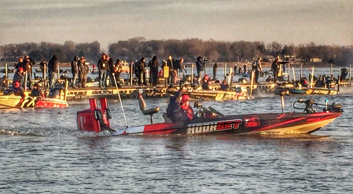 Hookset.com pro <a href="/Charles_Sim/">Charles Sim</a> is taking on the world's best at the @BASS_nation #BassmasterClassic