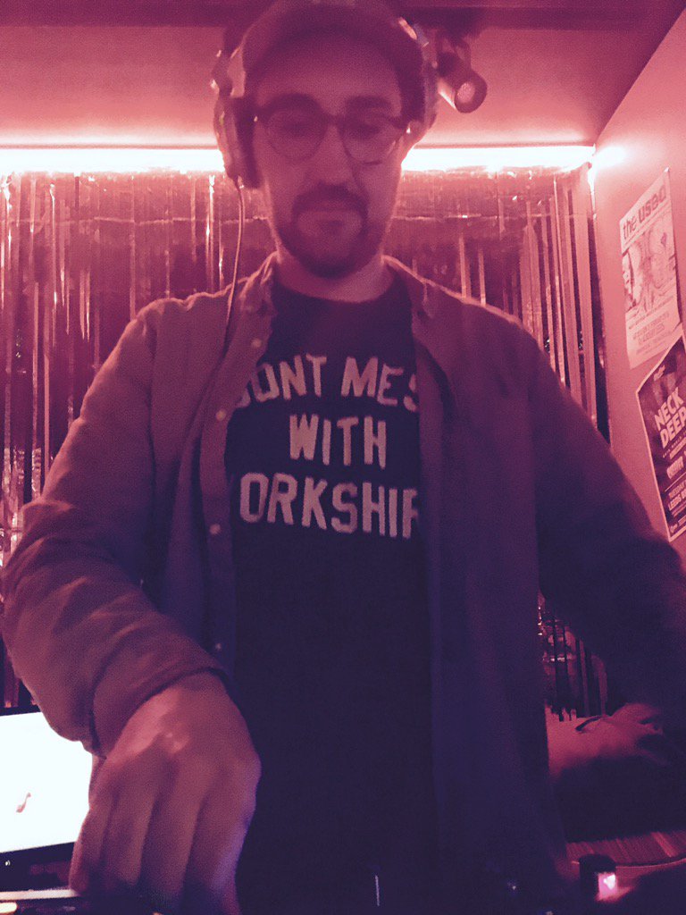 We've got <a href="/BabbSabbath/">Third Eye Signs</a> spinning the tunes tonight for #EatsBeatsnTreats