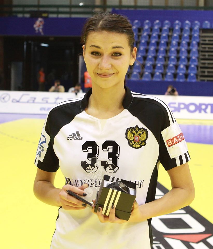 илина дгруз. любовь ярлыкова актриса. илини. гилик илина человек. илина.