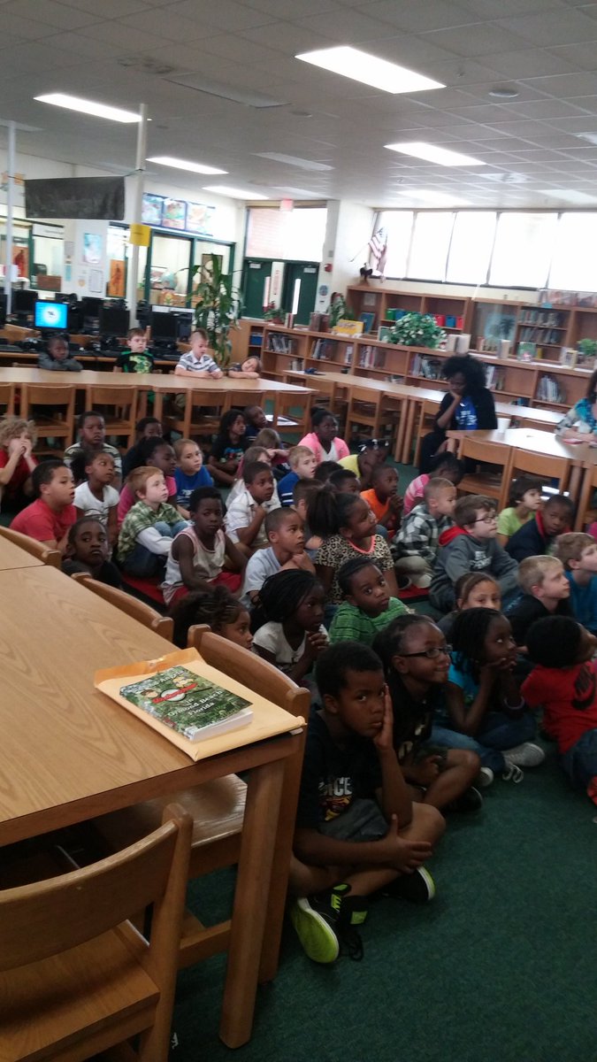 Lisa Zavota (@zavotalisa) on Twitter photo 