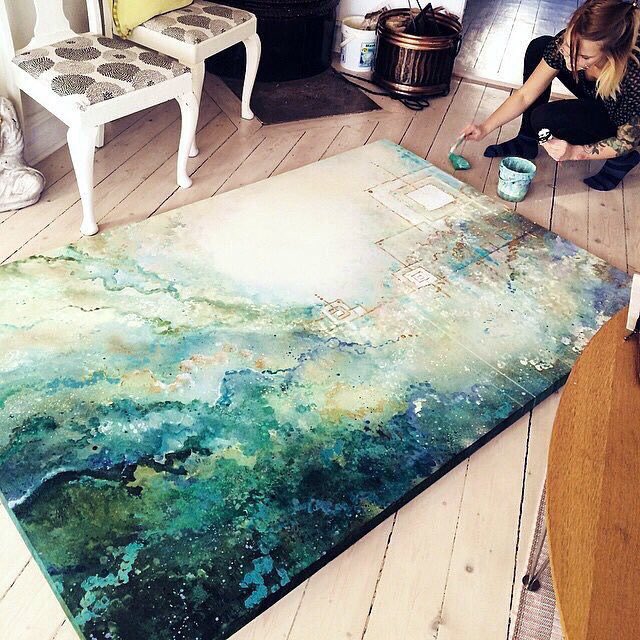 JustPrettySuff's tweet photo. This woman's art is overwhelmingly beautiful https://t.co/ZOedilT6WY