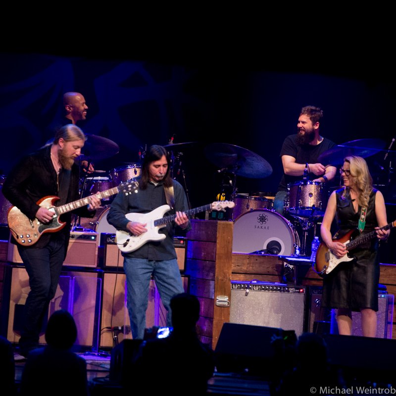 DerekAndSusan tweet picture