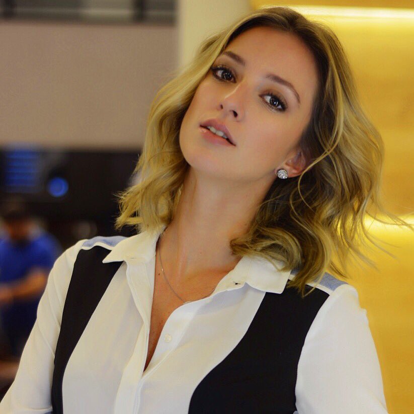 Juliana Passos tweet media