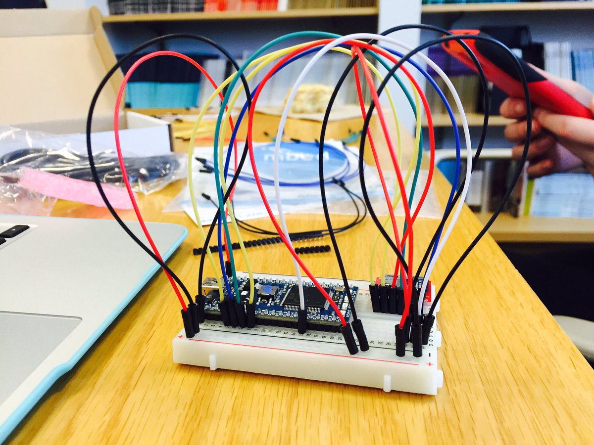 samanthajtom's tweet image. Made this cool thing in #LehighMakerJ today. #sensorjournalism