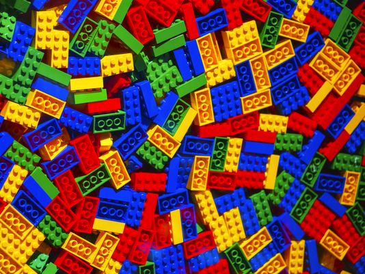 ncdnaday's tweet image. Why does it hurt SO much to step on a Lego? Science explains! #somuchpain #LegoScience ti.me/1QWfrqa