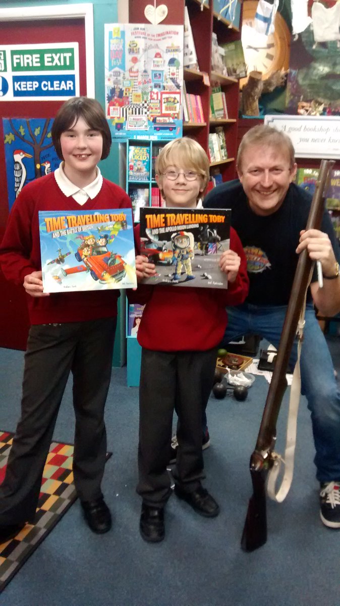 Well what have we here? 2 new time travellers who I had the pleasure to meet at @kenilworthbooks well done to both!