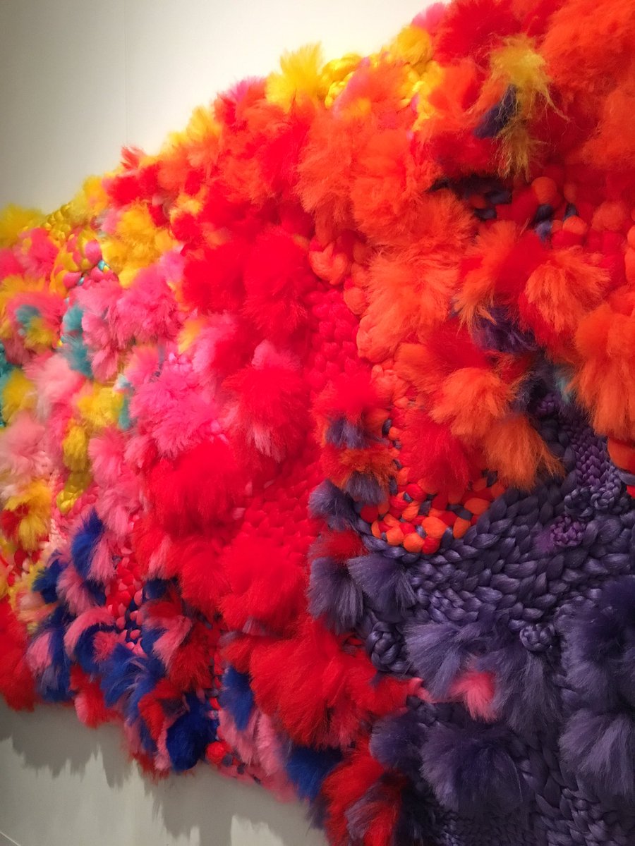 MargaretLBeck's tweet photo. @VOLTAshow #bigart #bigcolor #voltaartfair #voltashow #ArmoryWeek #NewYork #VoltaNY https://t.co/3WwDnRaJ7c