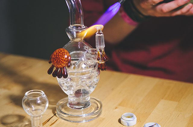 HIGH_TIMES_Mag's tweet photo. 5 Things To Look For In A Dab Rig
https://t.co/GQhw7htLNc https://t.co/WPFM02mWzd