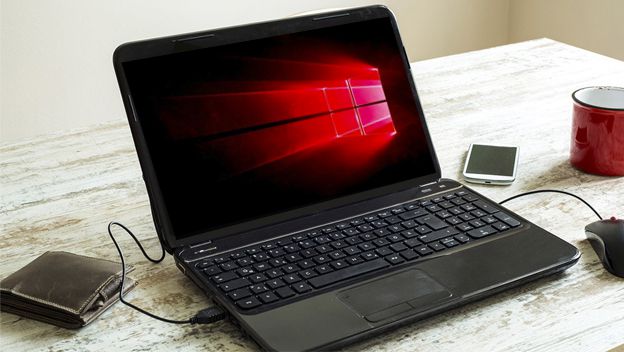 RevistaPCI's tweet photo. La gran actualización será #Windows10Redstone, aunque parece que no llegará como pensábamos. https://t.co/gnBO6qPFNq https://t.co/HssOd4CQ63