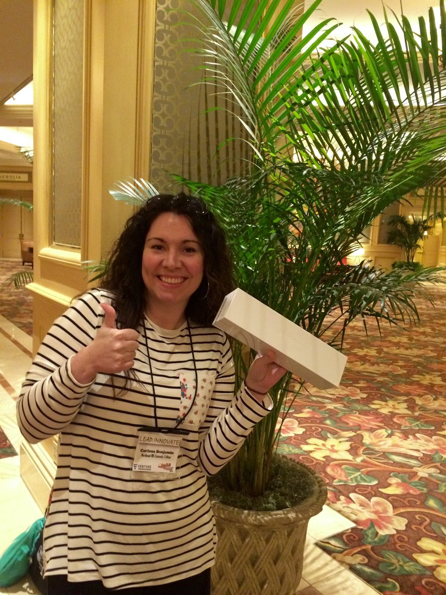 cbenjaminanp's tweet photo. I won an Apple Watch!!! #cfttc2016 https://t.co/aTDf0U2HH5