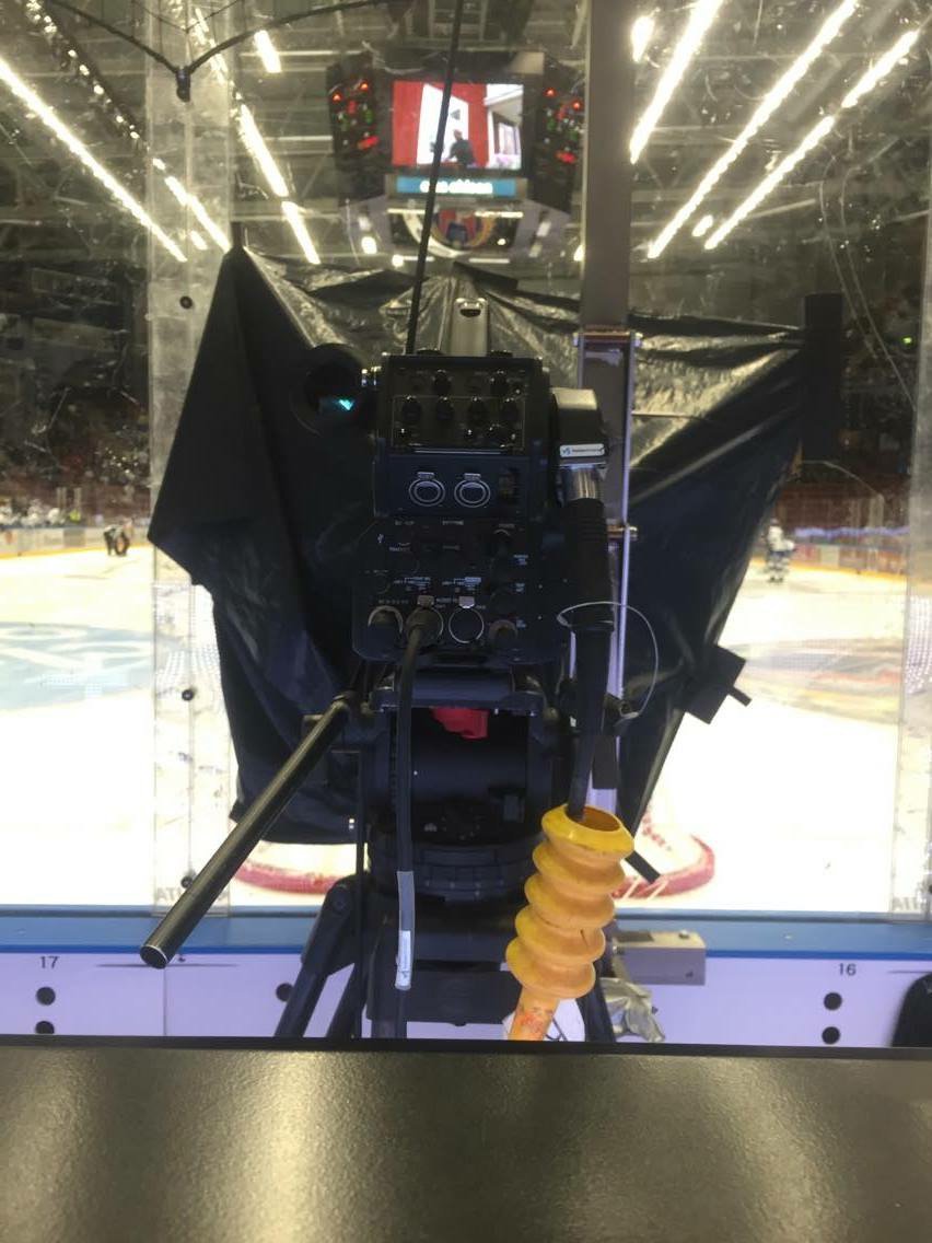 Hej <a href="/cmoresport/">C More Sport</a> 
Vem hos er är det som tycker att vi längst ner på ståplats inte behöver se målet?