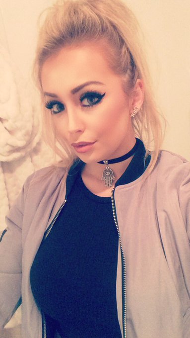 Girls night ❤️ https://t.co/YBgOB0xg7h<a href="/tag/wcw"class="tags"><span>#wcw</span></a>