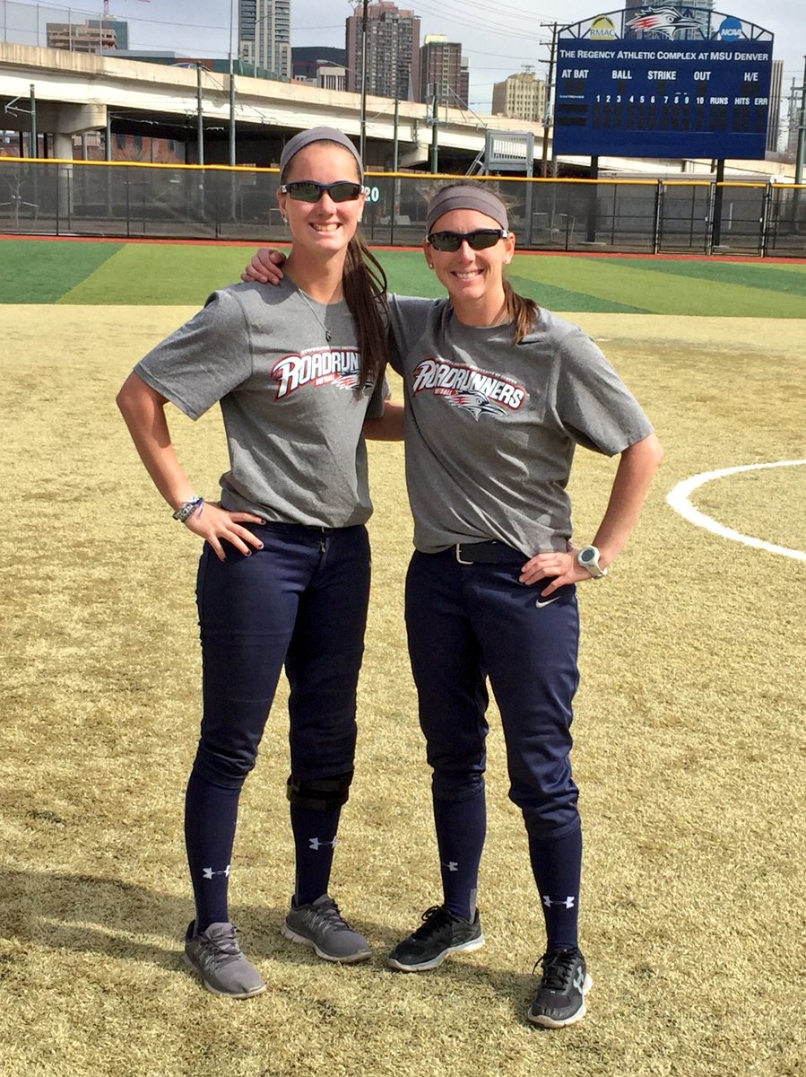 RoadrunnerSB's tweet photo. Twin day at practice! @jack_Hass1 and Coach Milnes voted winners! 
#RoadiesSB2016 https://t.co/1ALJYBbGJk