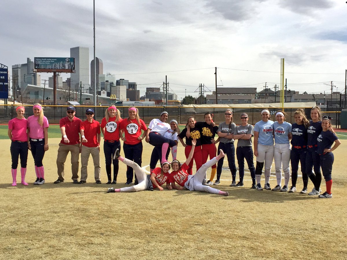 RoadrunnerSB's tweet photo. Twin day at practice! @jack_Hass1 and Coach Milnes voted winners! 
#RoadiesSB2016 https://t.co/1ALJYBbGJk