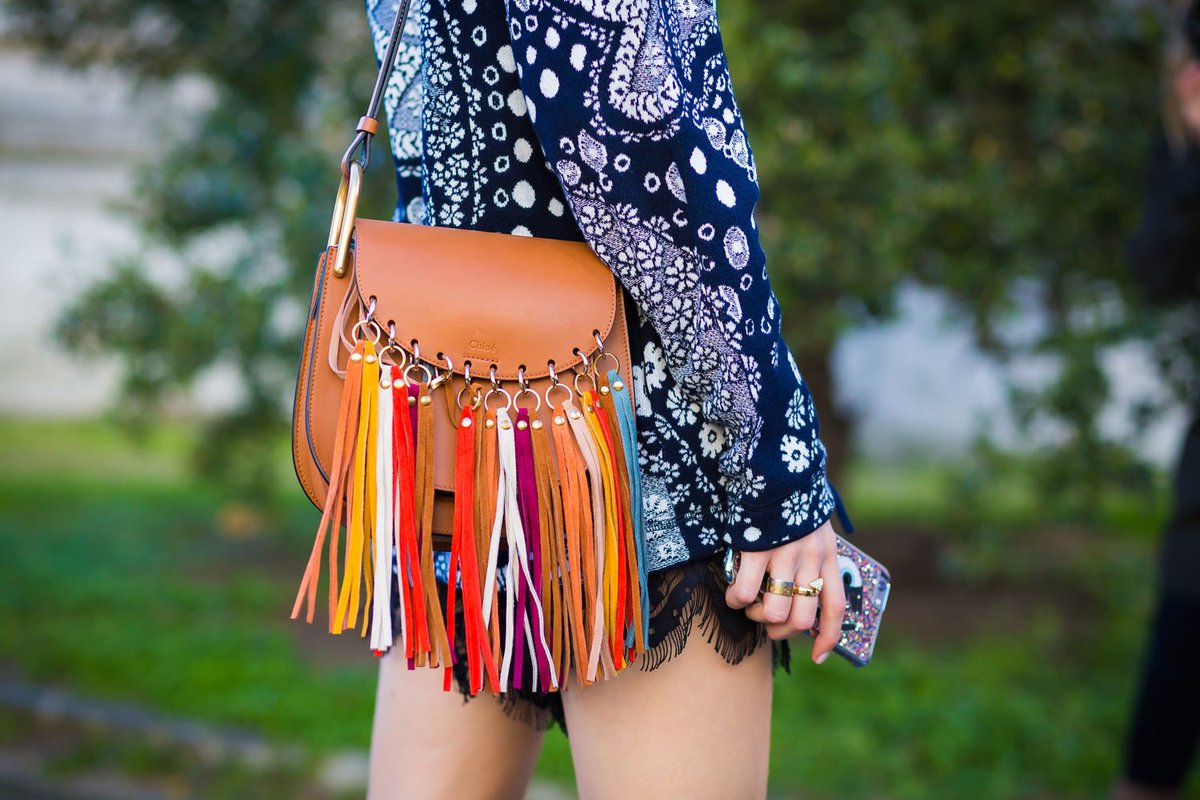 This colorful accessory is a spring outfit game changer: buff.ly/1nlFsBk via <a href="/glamour_fashion/">Glamour Fashion</a>