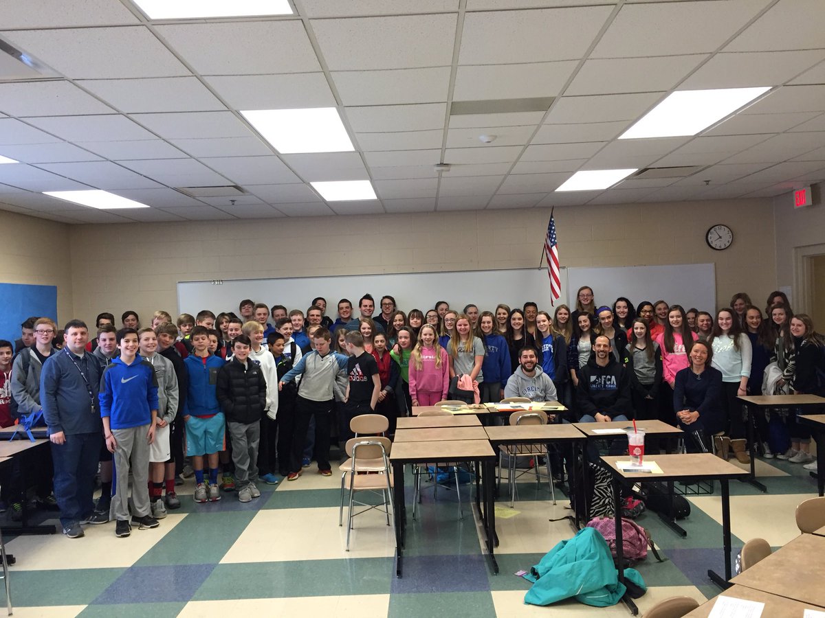FCACentralOhio's tweet photo. Olentangy Liberty Middle School Huddle Friday March 4th Grace Powell youth pastor Jon McClelland sharing The Word! https://t.co/8GEUMEM3dB