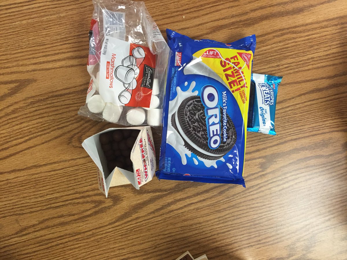 Hastie5thgrade's tweet photo. Pj day AND earth's layers #SnackLab? What a great #Friday! @NewCastleES_VB @LindaLhcarpen https://t.co/0Ne63xzjYd