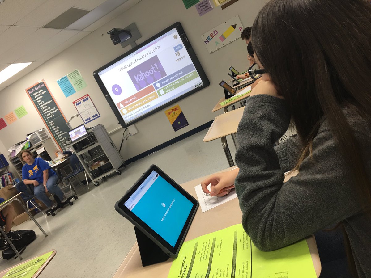 rspoutra's tweet photo. 7th graders are motivated to participate in a review using @GetKahoot @jbstephens8 #CBJbears https://t.co/47WklfnKwO