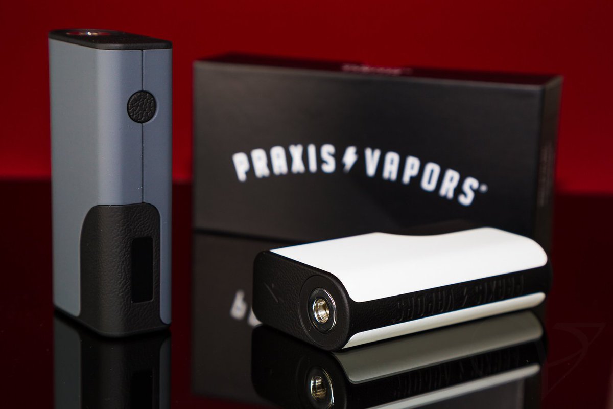 We still have the Decimus by Praxis Vapors in Arctic &amp; Midnight in-stock! Click here to buy: ow.ly/Z5nYq