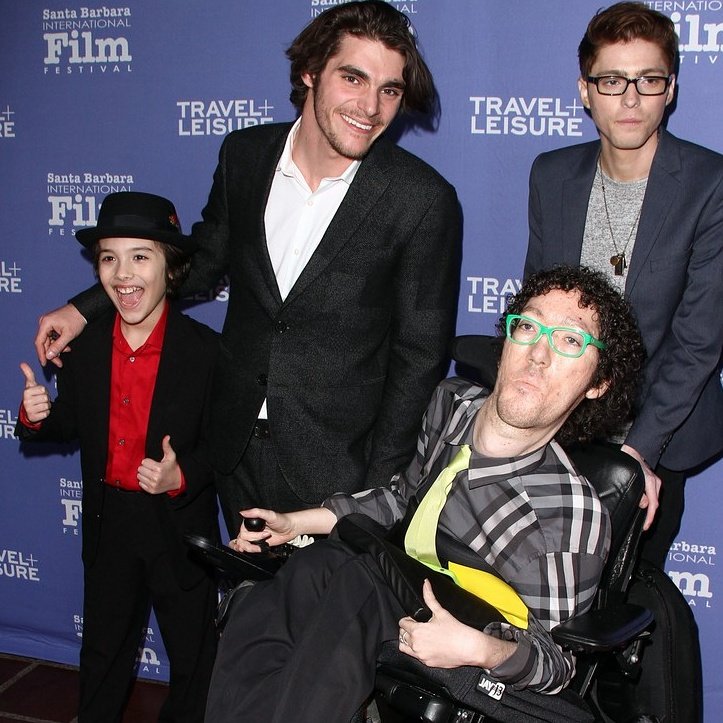 TheHunterPayton's tweet photo. ๐ฌ#fbf #world #premiere #whosdrivingdoug #sbiff #youngDoug Theatres now! @RjMitte @travisflores @michaelcarnick ๐ฌ https://t.co/5k6fZOoXPI