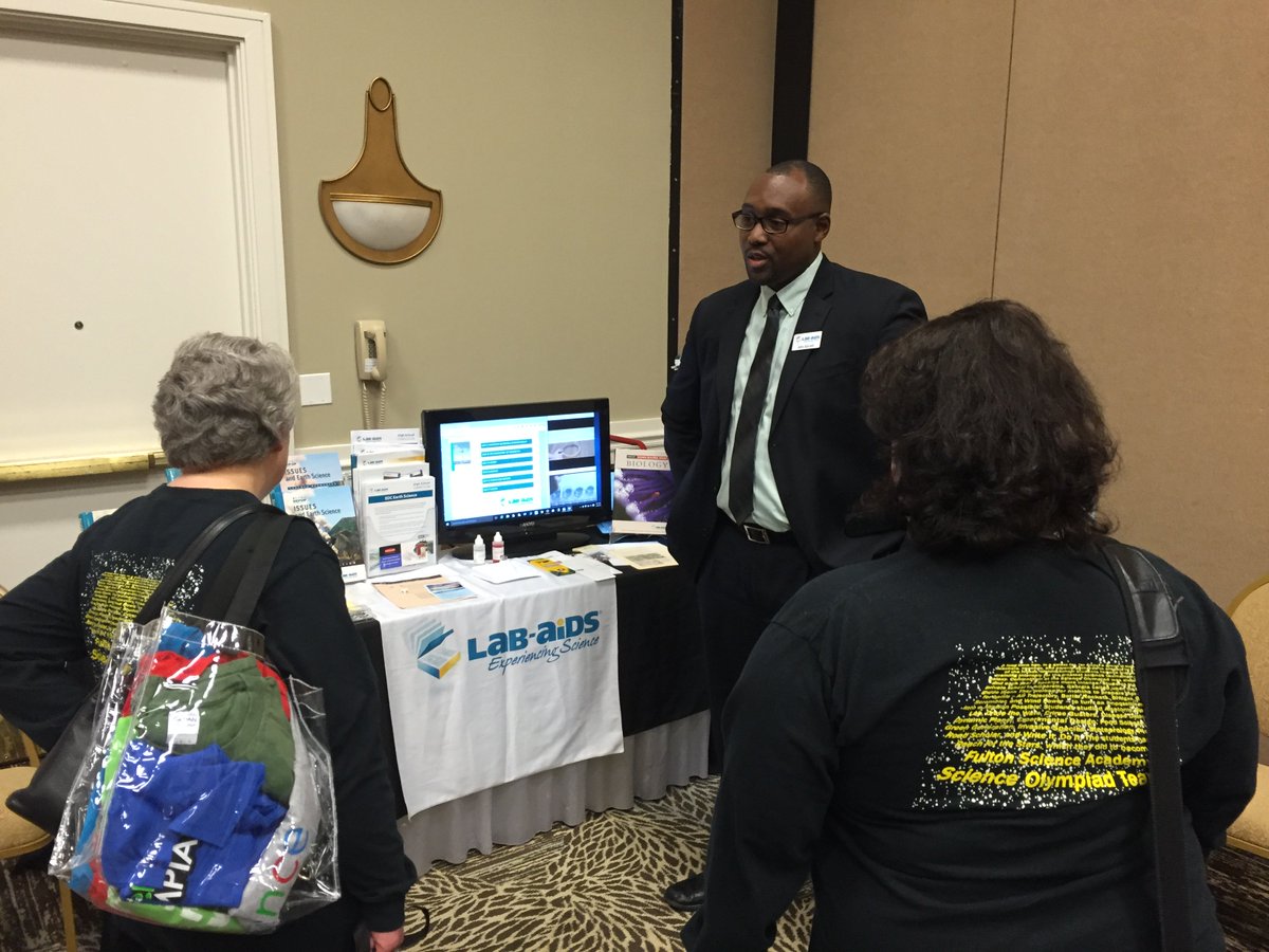 WestGeorgiaRESA's tweet photo. 2016 STEM Conference @WestGeorgiaRESA @DrKTThompson @rachelmspates #WGARESASTEM #2016stemsuperhero https://t.co/yl2C3wTdDR