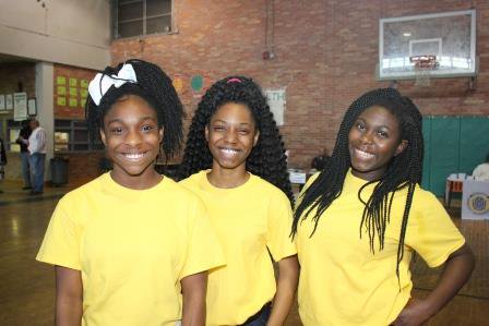 JPSDistrict's tweet photo. Hardy Middle School honor roll scholars love middle school! #MLEM16 #MiddleSchoolExcellence https://t.co/fvhNvbN7nd