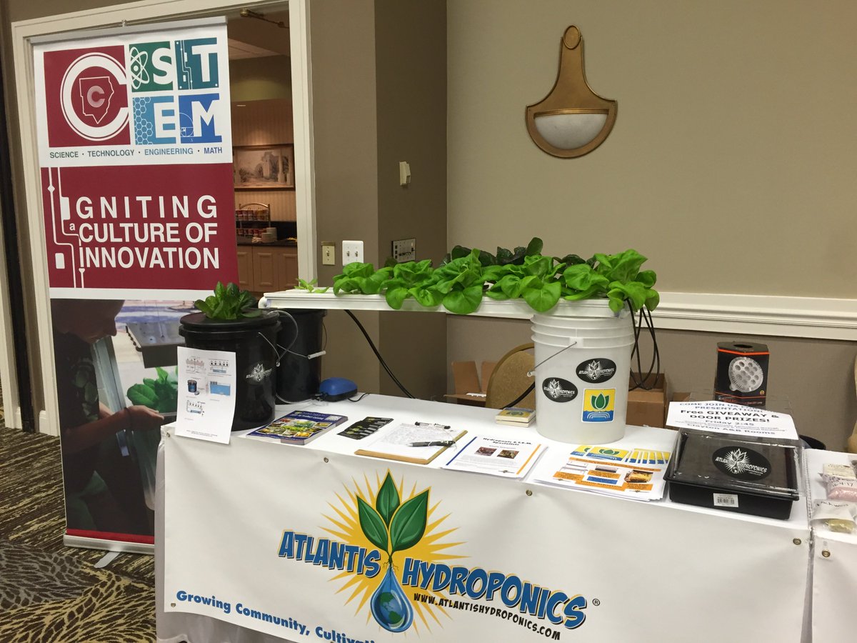 WestGeorgiaRESA's tweet photo. 2016 STEM Conference @WestGeorgiaRESA @DrKTThompson @rachelmspates #WGARESASTEM #2016stemsuperhero @nedcolley https://t.co/eRPhr8TTS7